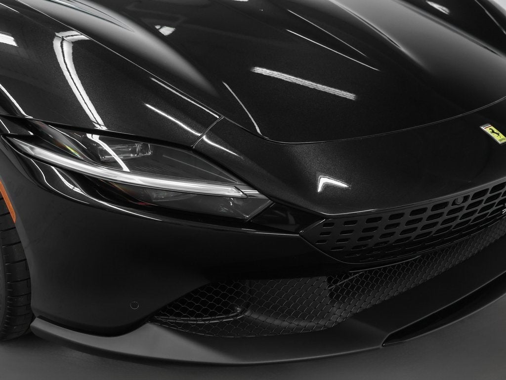 2025 Ferrari Roma Spider Base
