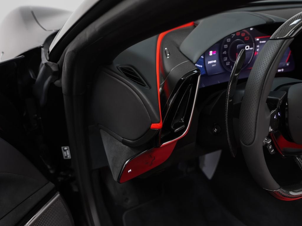 2025 Ferrari Roma Spider Base