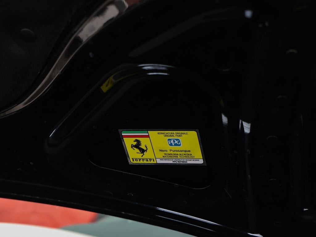 2025 Ferrari Roma Spider Base