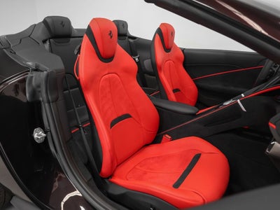 2025 Ferrari Roma Spider Base