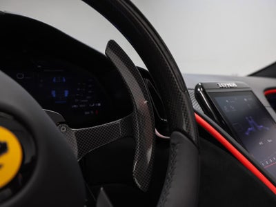 2025 Ferrari Roma Spider Base