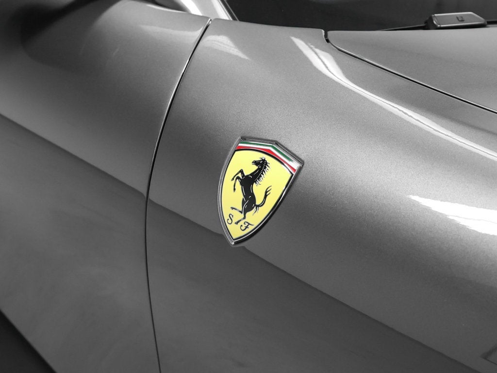2024 Ferrari Roma Spider Base