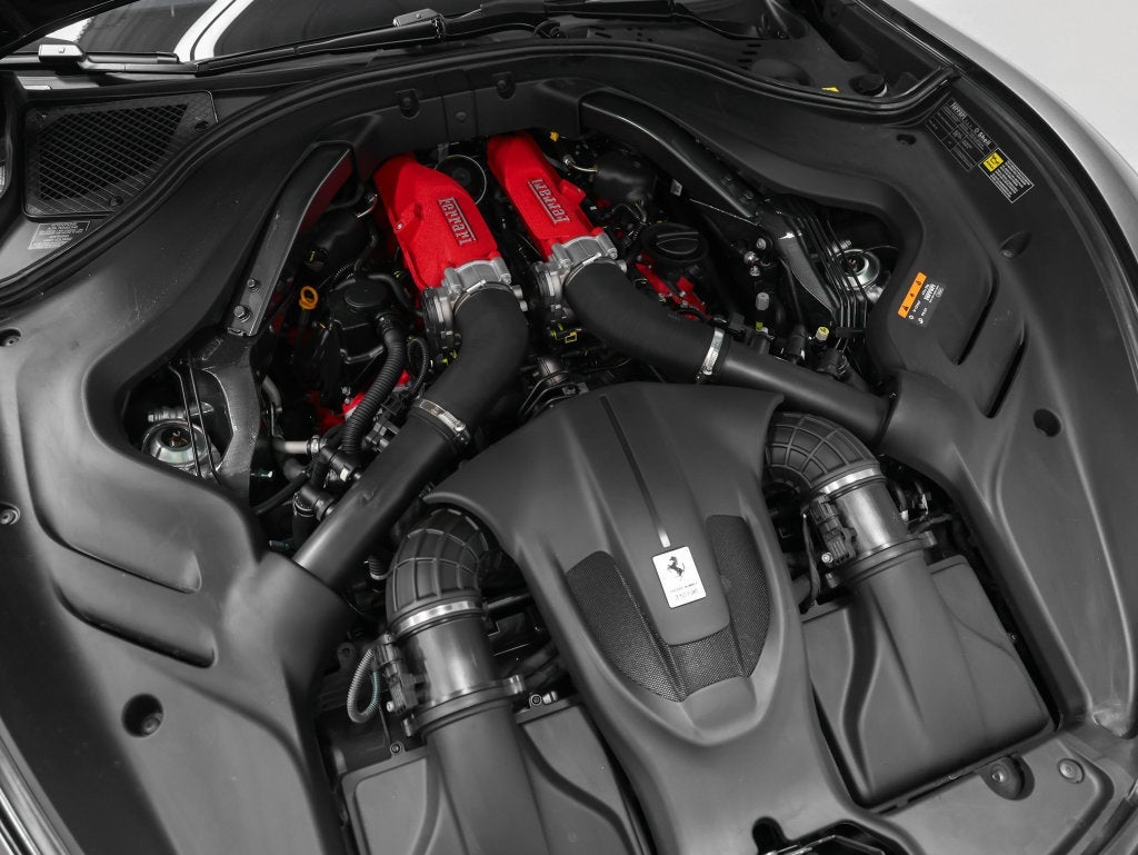 2024 Ferrari Roma Spider Base
