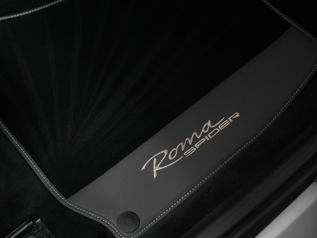 2024 Ferrari Roma Spider Base
