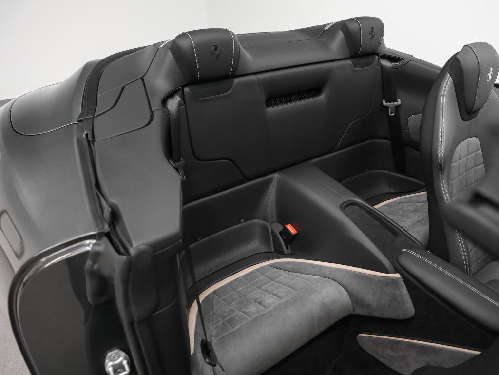 2024 Ferrari Roma Spider Base