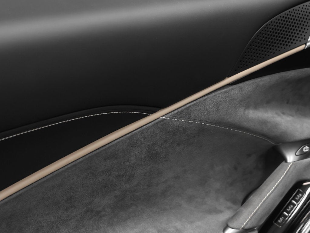 2024 Ferrari Roma Spider Base