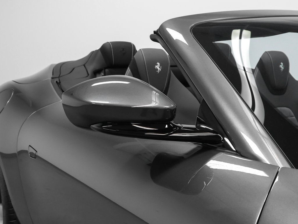2024 Ferrari Roma Spider Base