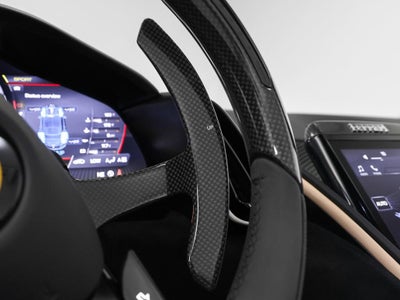 2025 Ferrari Roma Spider Base
