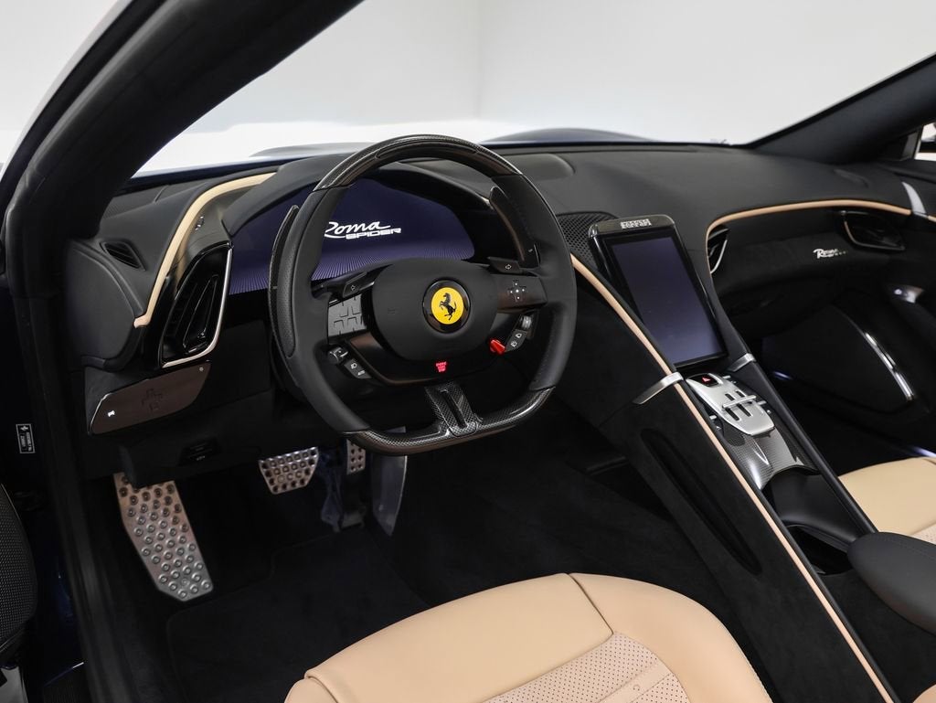 2025 Ferrari Roma Spider Base