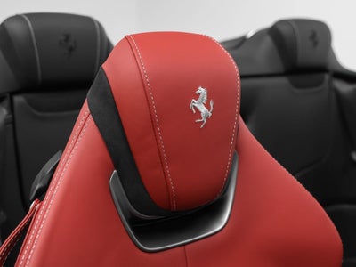 2025 Ferrari Roma Spider Base