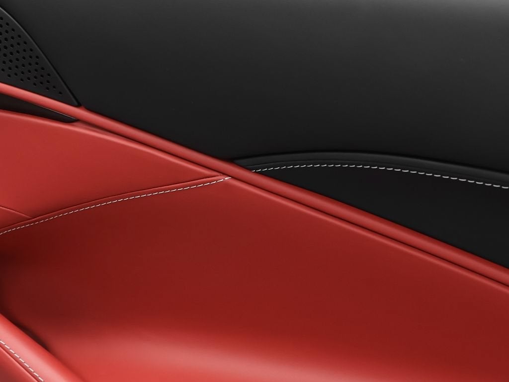 2025 Ferrari Roma Spider Base