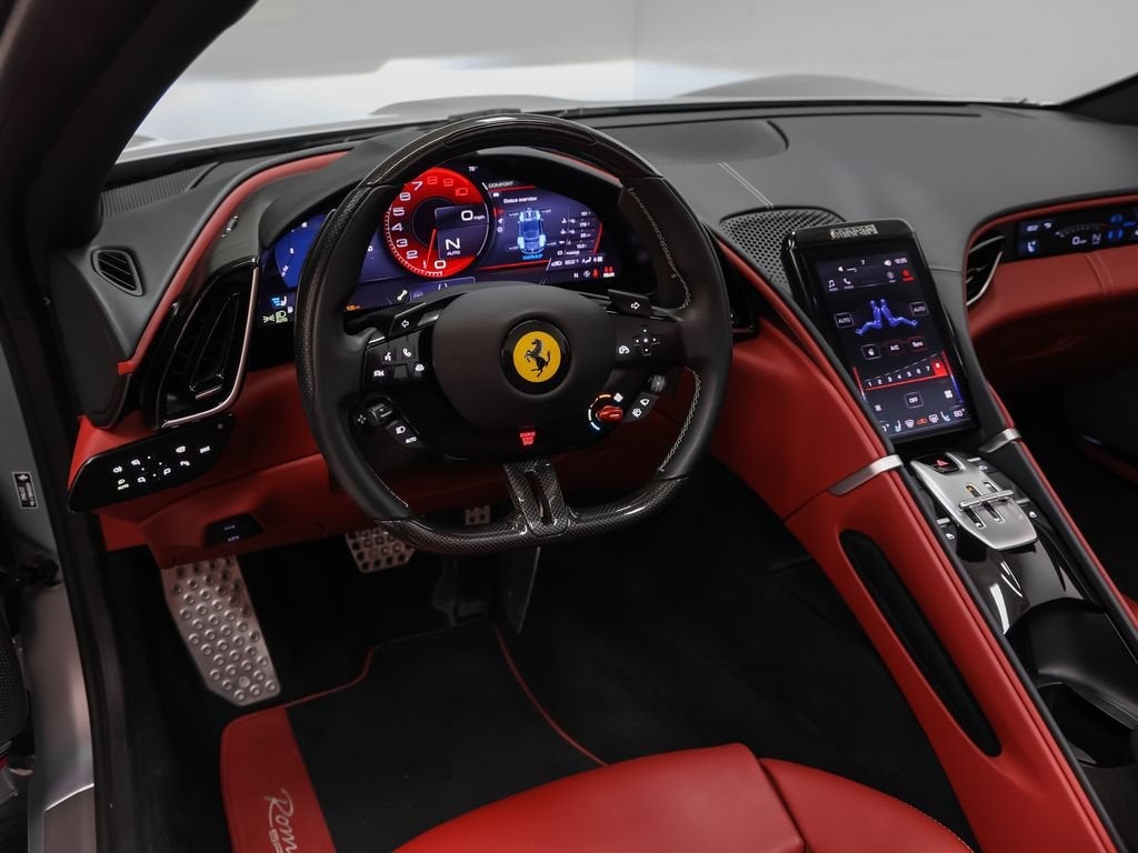 2025 Ferrari Roma Spider Base