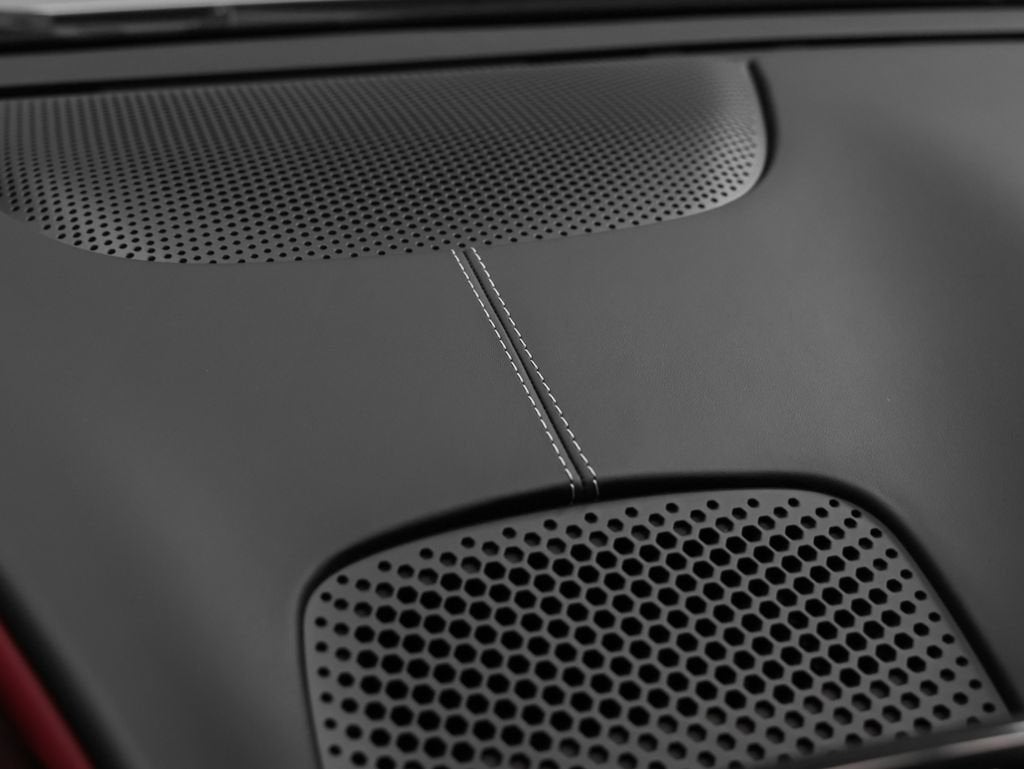 2025 Ferrari Roma Spider Base
