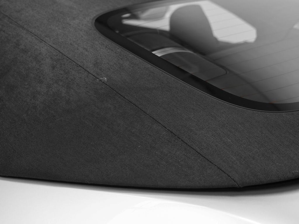 2025 Ferrari Roma Spider Base