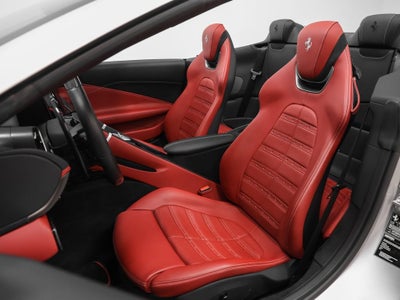 2025 Ferrari Roma Spider Base
