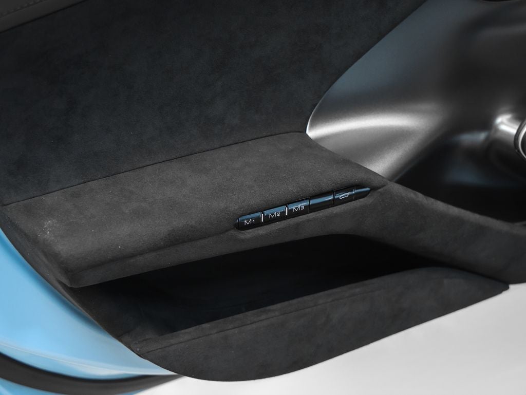 2025 Ferrari 12Cilindri Base