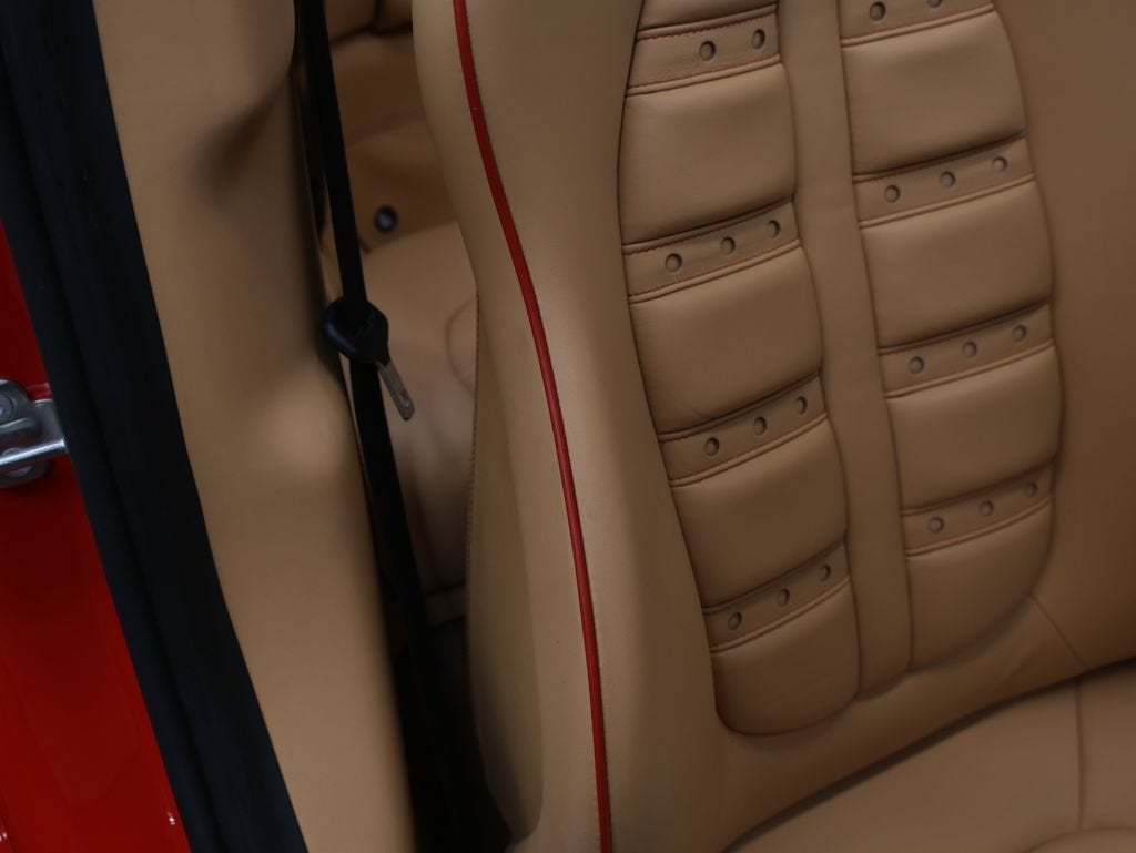 2010 Ferrari California Base