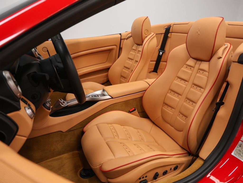 2010 Ferrari California Base