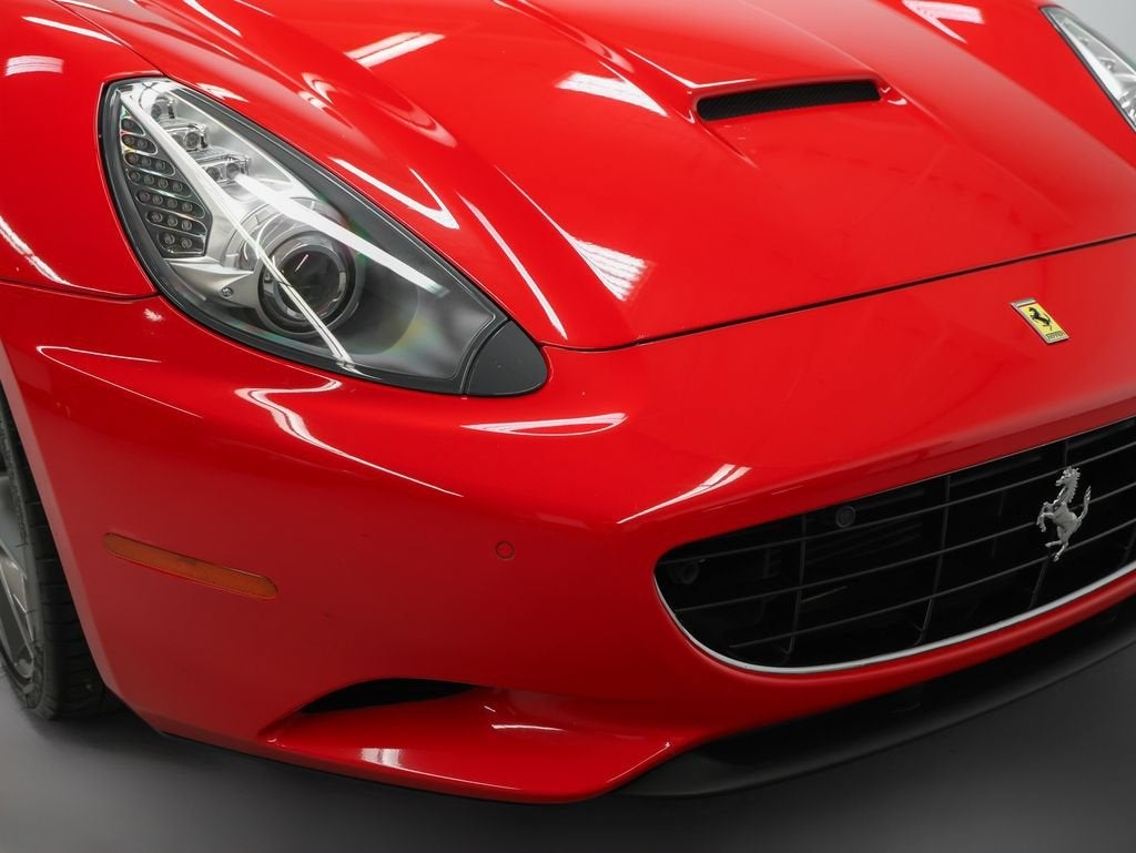 2010 Ferrari California Base