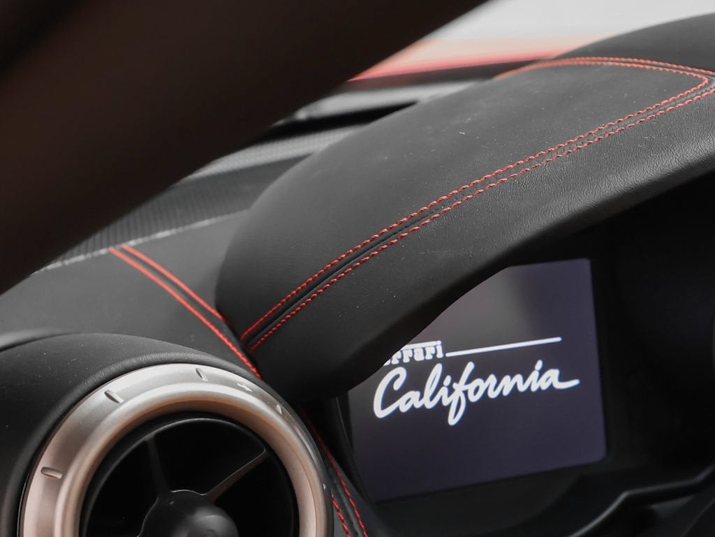 2010 Ferrari California Base