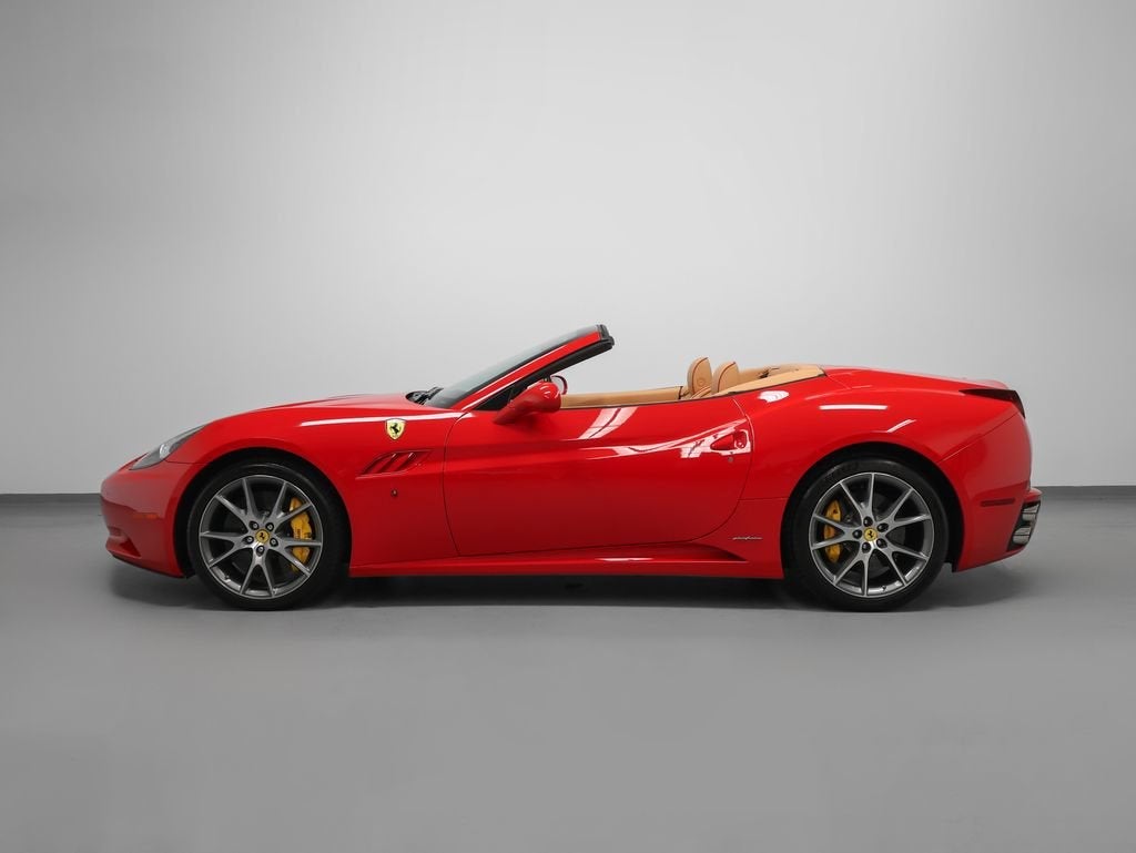 2010 Ferrari California Base