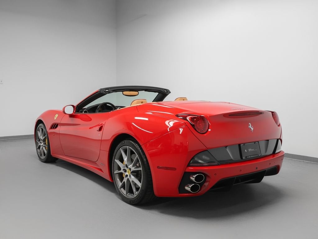 2010 Ferrari California Base