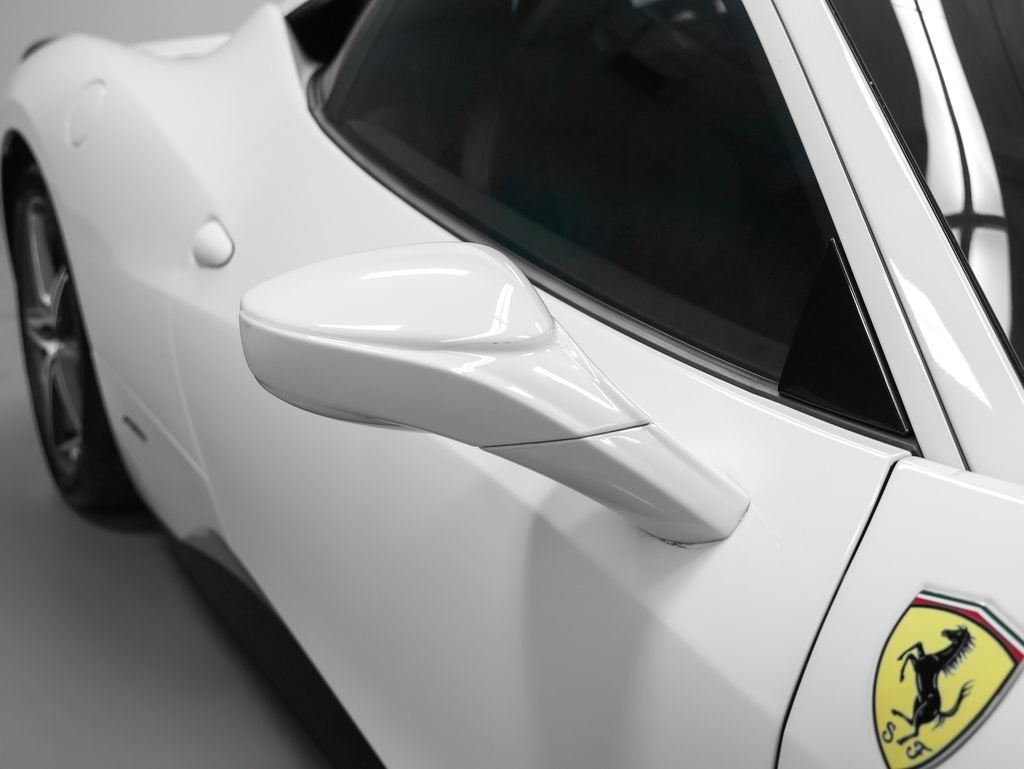 2015 Ferrari 458 Italia Base