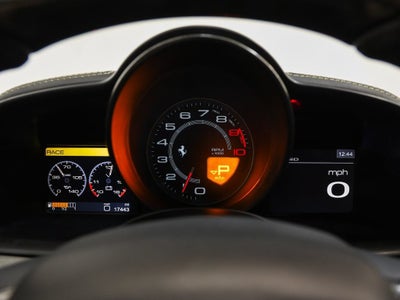 2010 Ferrari 458 Italia Base
