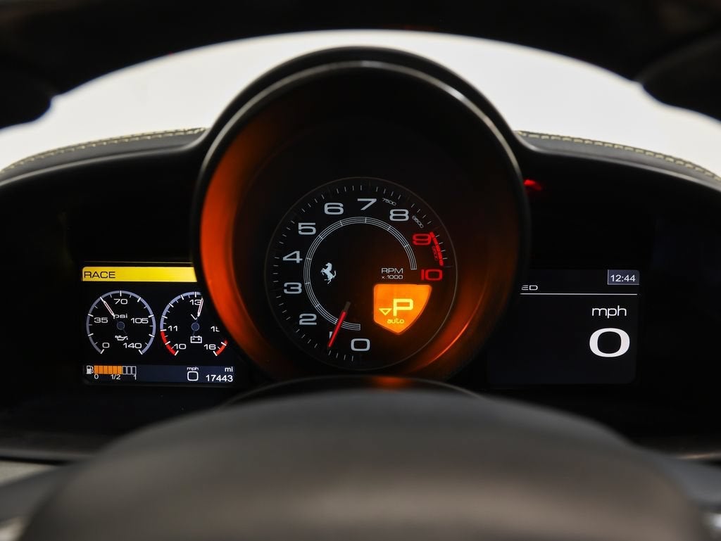 2010 Ferrari 458 Italia Base