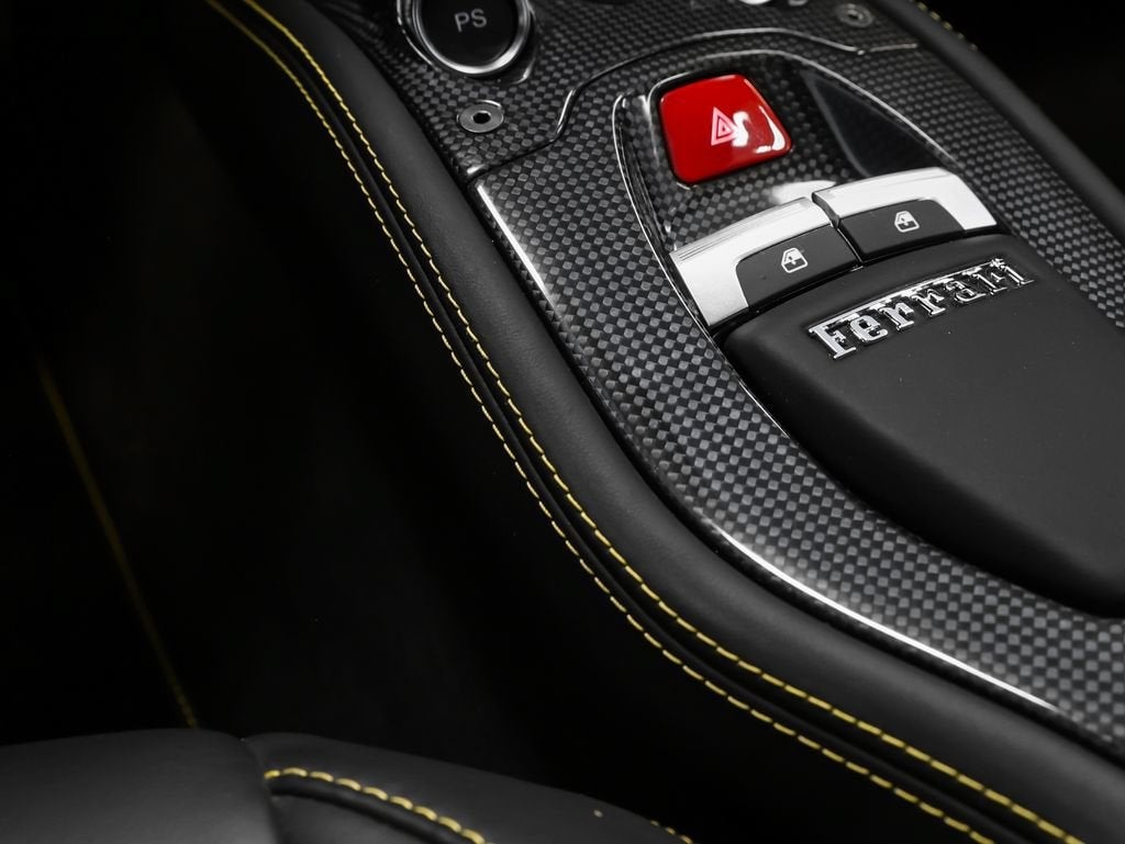 2010 Ferrari 458 Italia Base