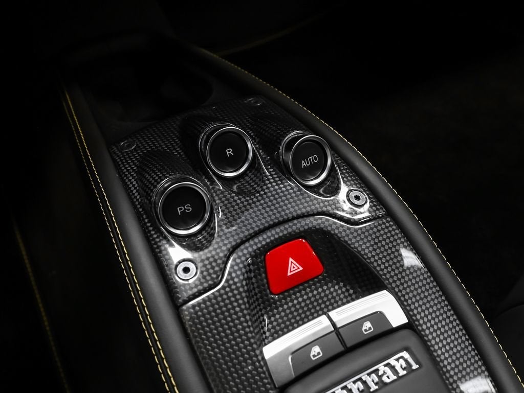 2010 Ferrari 458 Italia Base