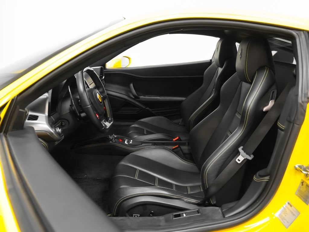 2010 Ferrari 458 Italia Base
