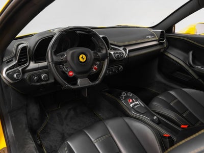 2010 Ferrari 458 Italia Base