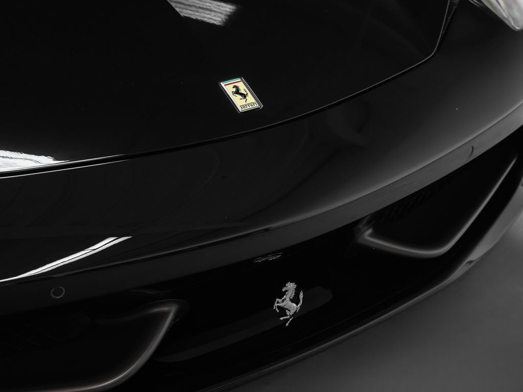 2010 Ferrari 458 Italia Base
