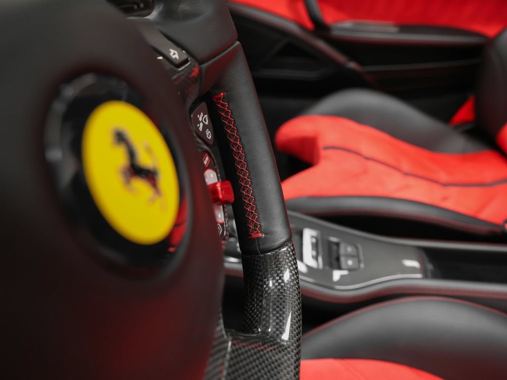 2014 Ferrari 458 Spider Base