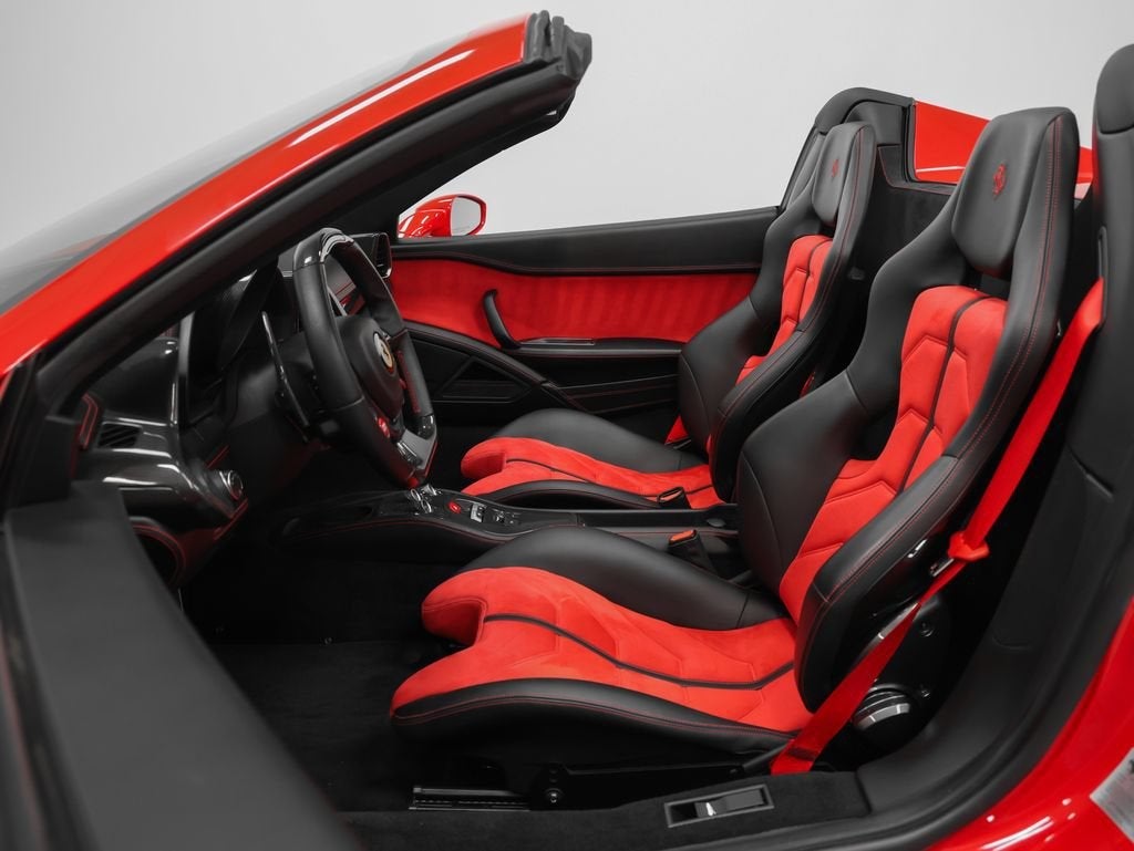2014 Ferrari 458 Spider Base