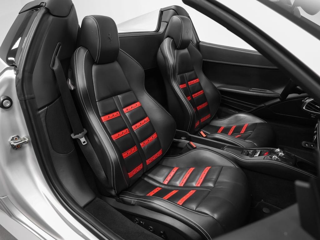 2013 Ferrari 458 Spider Base