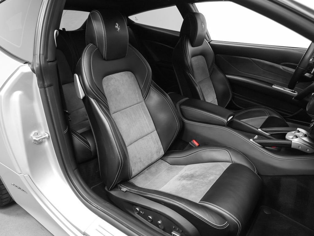 2014 Ferrari FF Base