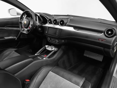 2014 Ferrari FF Base