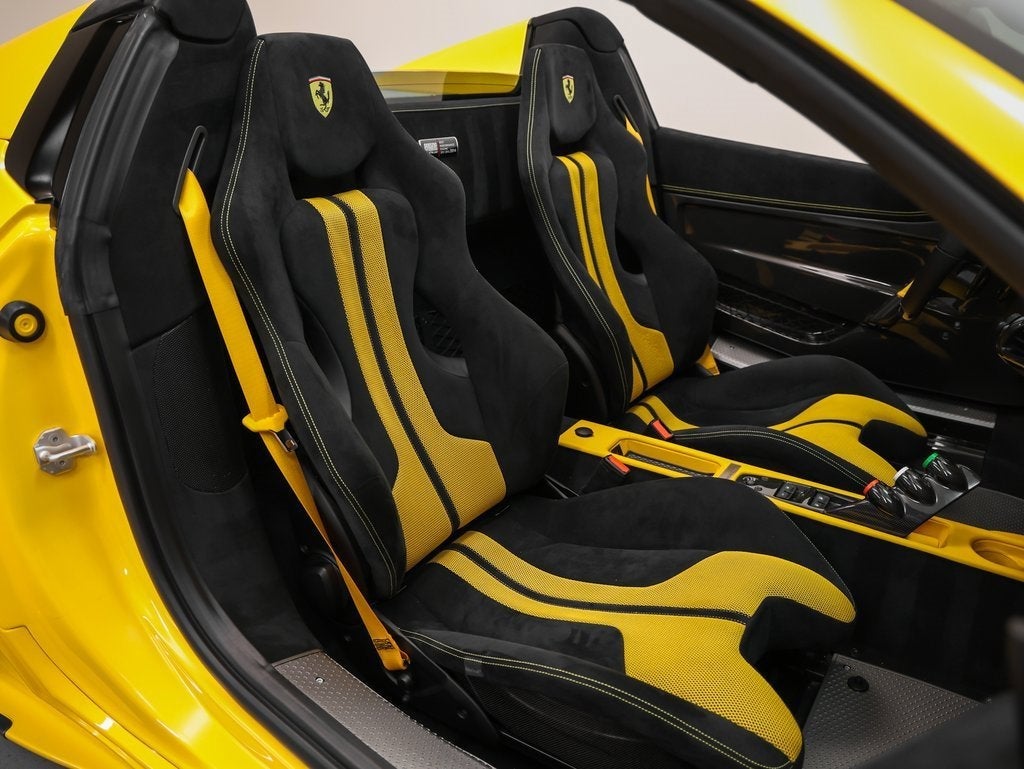 2015 Ferrari 458 Speciale Aperta Base