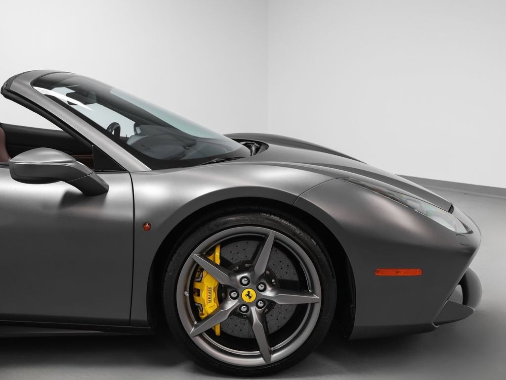 2019 Ferrari 488 Spider Base