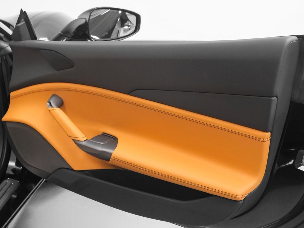2018 Ferrari 488 Spider Base