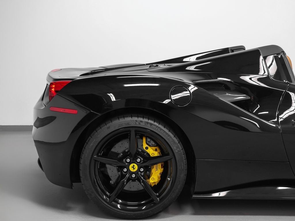 2018 Ferrari 488 Spider Base