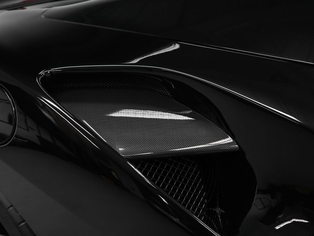 2018 Ferrari 488 Spider Base