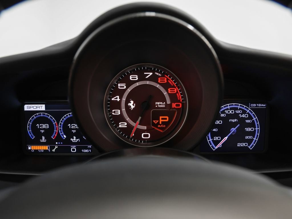 2018 Ferrari 488 Spider Base