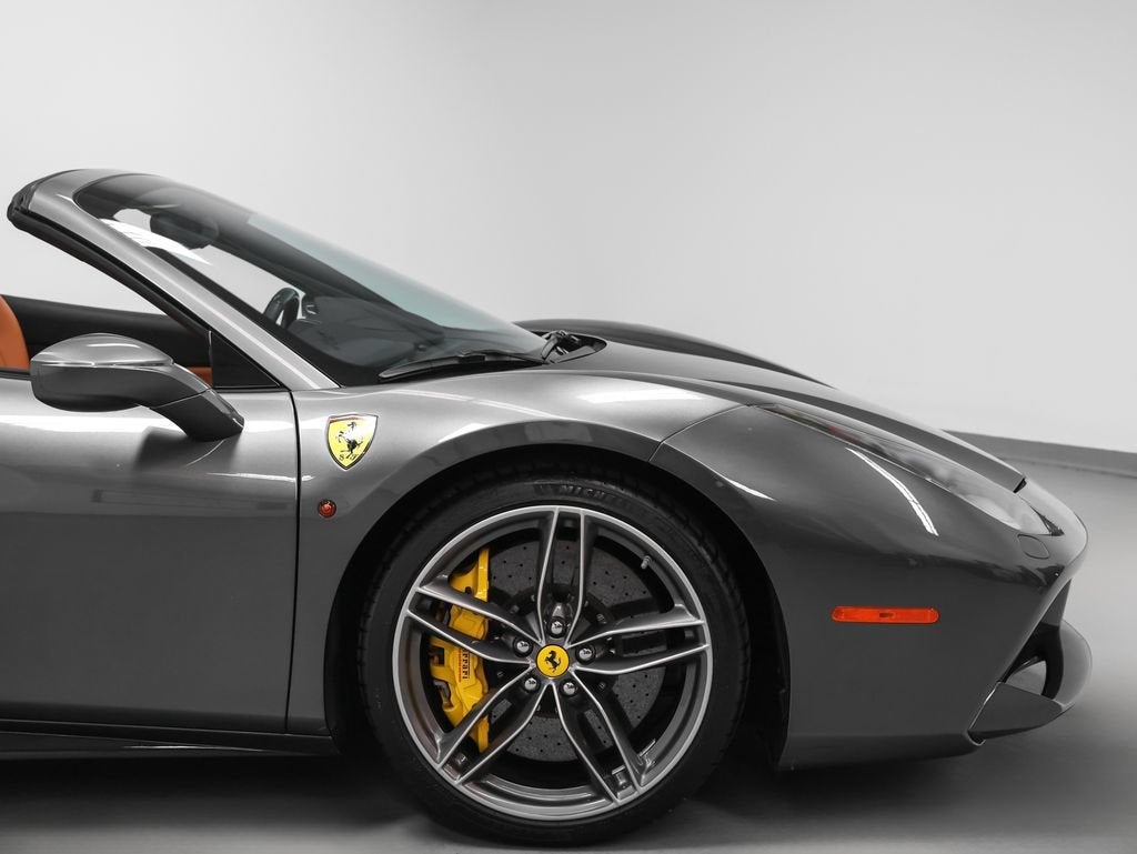 2018 Ferrari 488 Spider Base