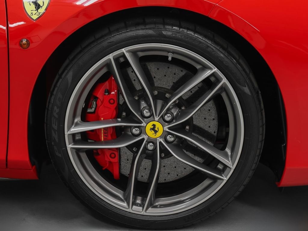 2017 Ferrari 488 Spider Base