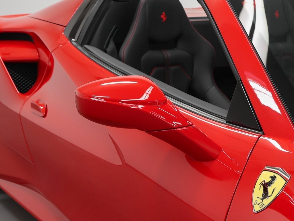 2018 Ferrari 488 Spider Base