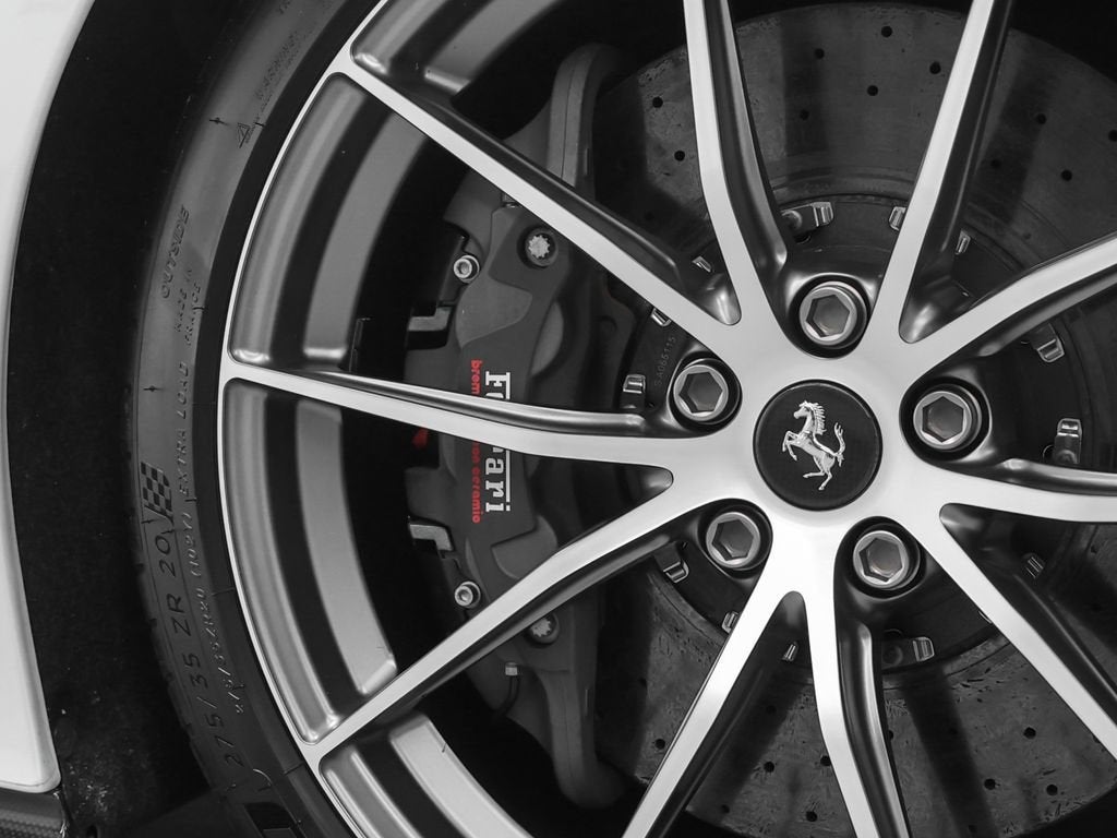 2016 Ferrari F12tdf Base