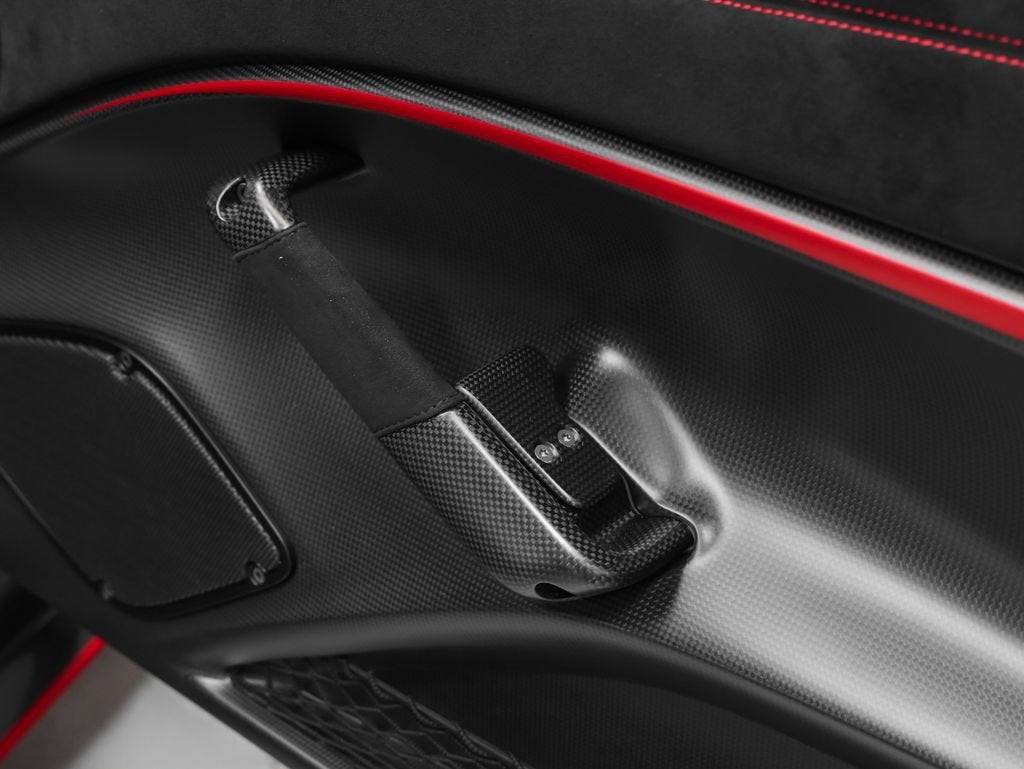 2016 Ferrari F12tdf Base